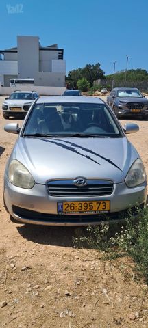 יונדאי אקסנט i25