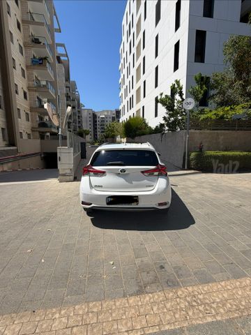 טויוטה אוריס