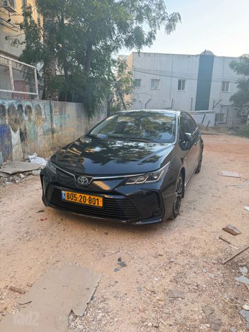 טויוטה קורולה