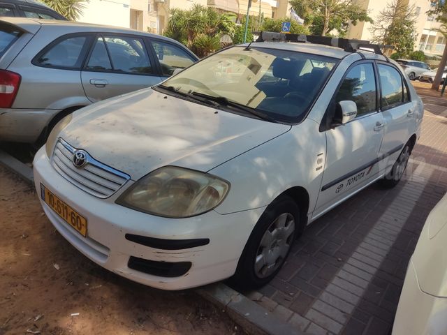 טויוטה קורולה