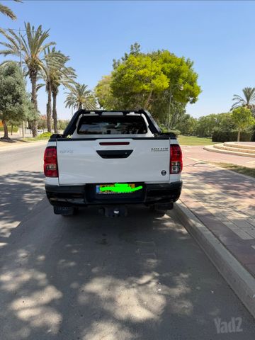טויוטה היילקס