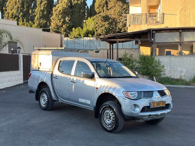 מיצובישי טרייטון / L200