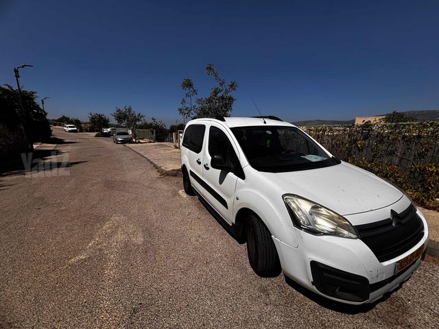 ברלינגו  XTR אוט׳ 1.6 (100 כ״ס)