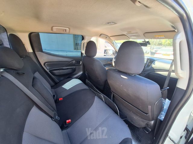 מיצובישי טרייטון / L200