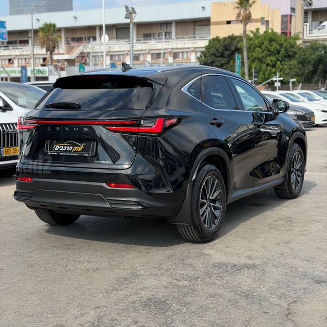 לקסוס NX