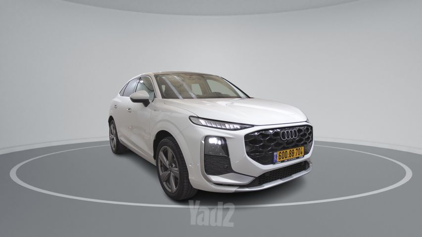 אאודי Q3