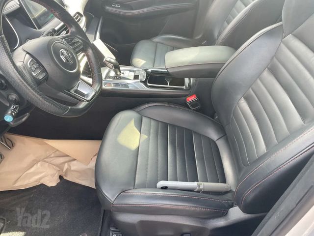 אם ג'י EHS PHEV