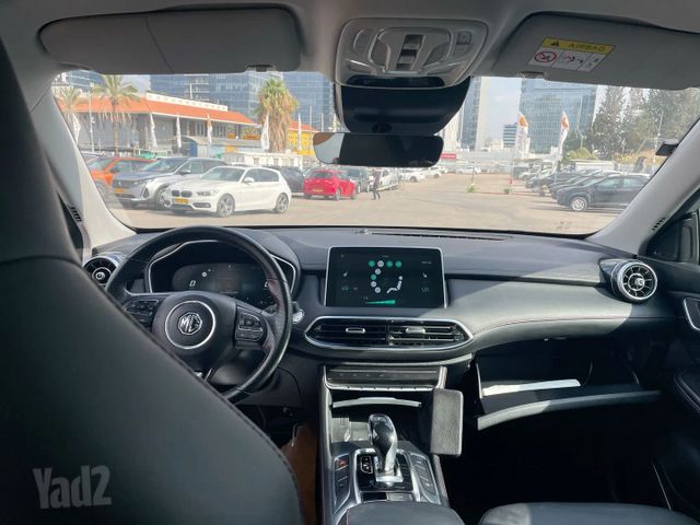 אם ג'י EHS PHEV