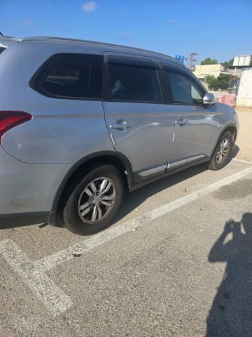 מודעת רכב מיצובישי אאוטלנדר