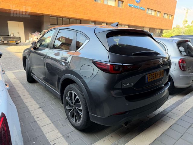 מודעת רכב מאזדה CX-5