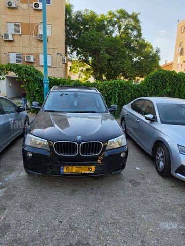 ב מ וו X3