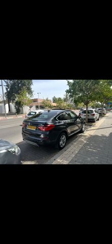 ב מ וו X4