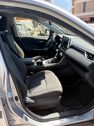 טויוטה RAV4