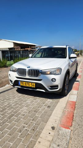 ב מ וו X3