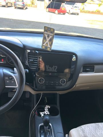 מיצובישי אאוטלנדר