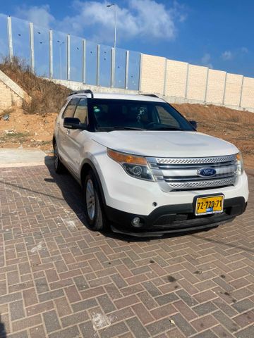 מודעת רכב פורד אקספלורר