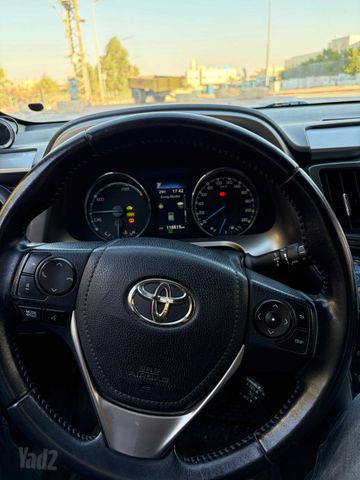 מודעת רכב טויוטה RAV4