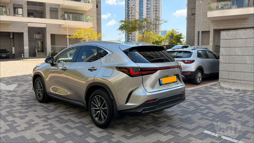 לקסוס NX