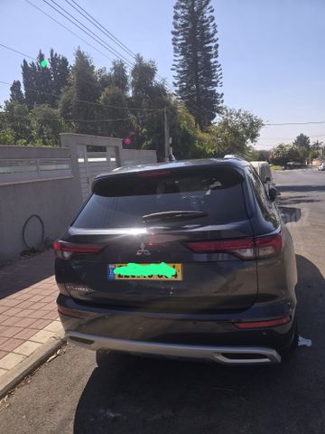 מודעת רכב מיצובישי אאוטלנדר