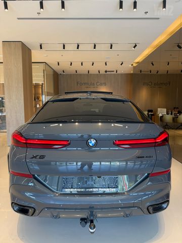 ב מ וו X6