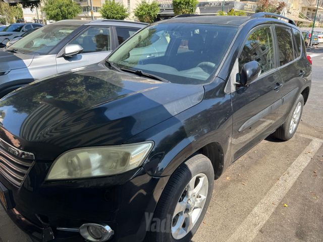 מודעת רכב טויוטה RAV4