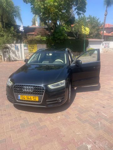 אאודי Q3