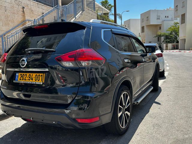 ניסאן אקס טרייל