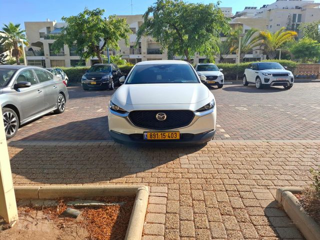 מאזדה CX-30