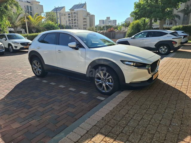 מאזדה CX-30