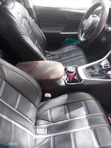 מודעת רכב טויוטה RAV4