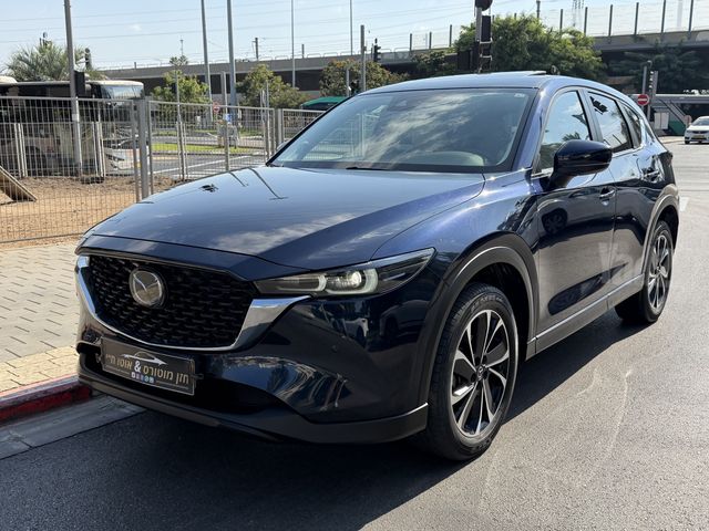 מודעת רכב מאזדה CX-5