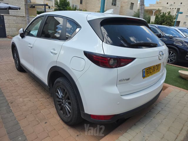 מודעת רכב מאזדה CX-5
