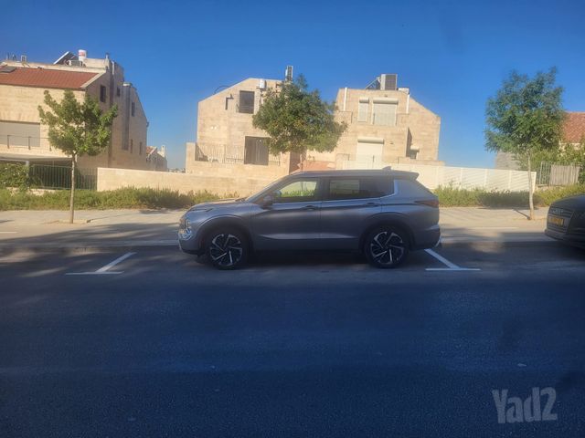 מיצובישי אאוטלנדר