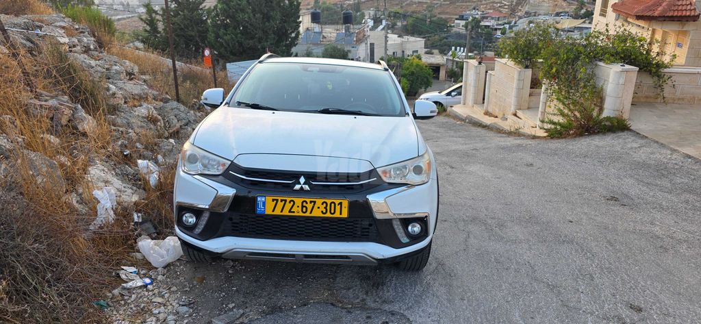 מודעת רכב מיצובישי ASX