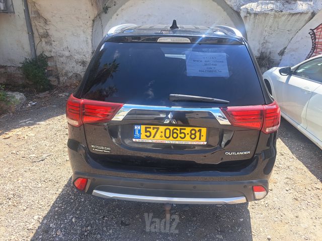 מיצובישי אאוטלנדר