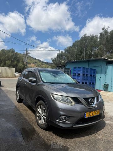 ניסאן אקס טרייל
