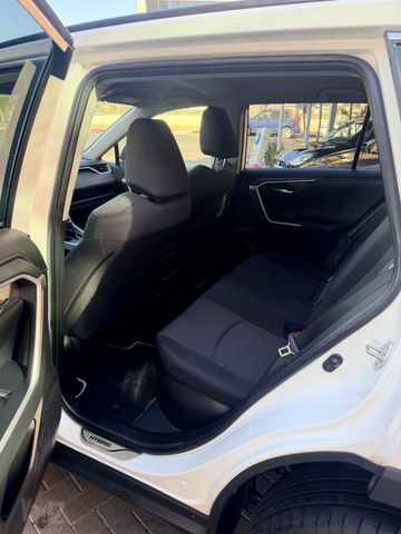 טויוטה RAV4