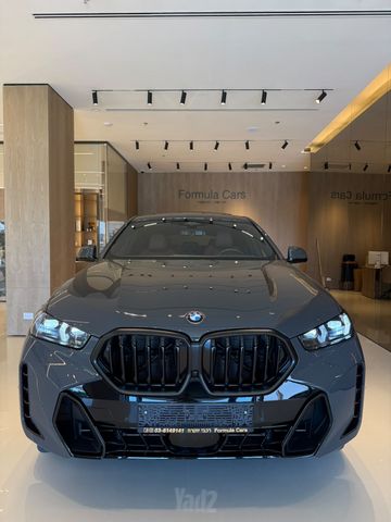 ב מ וו X6