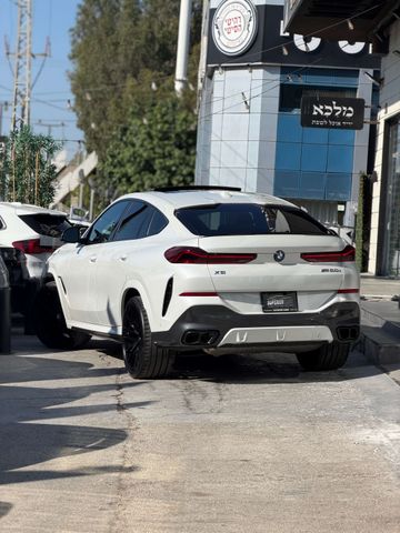 ב מ וו X6