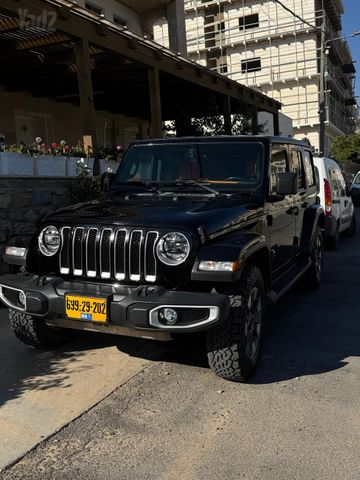 מודעת רכב ג'יפ רנגלר