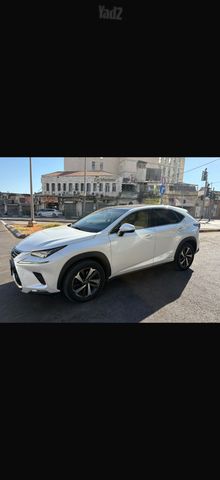 לקסוס NX