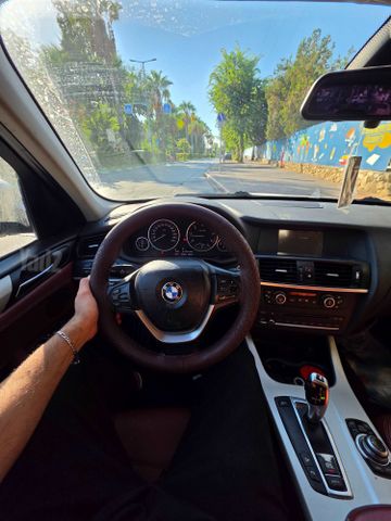 ב מ וו X3