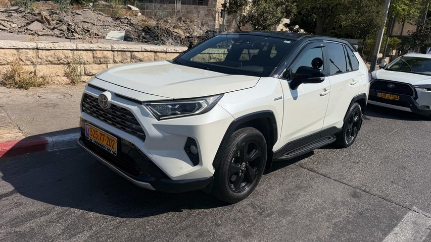 מודעת רכב טויוטה RAV4