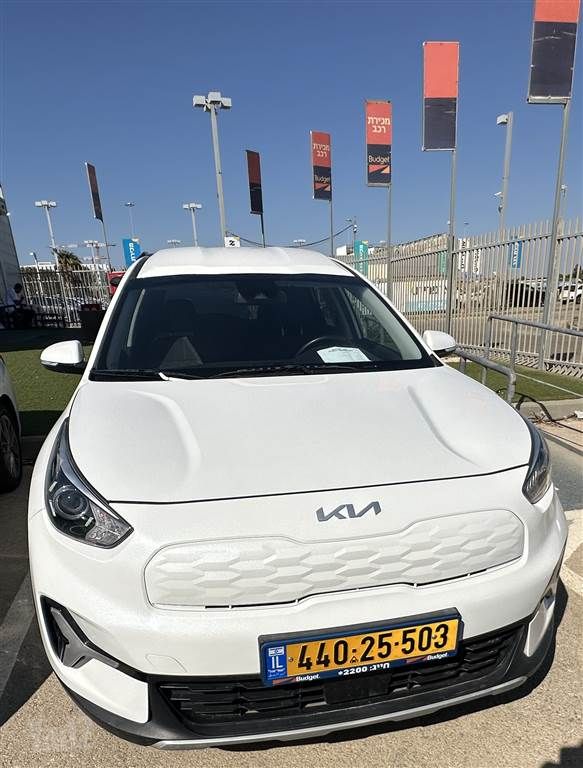 קיה נירו פלוס