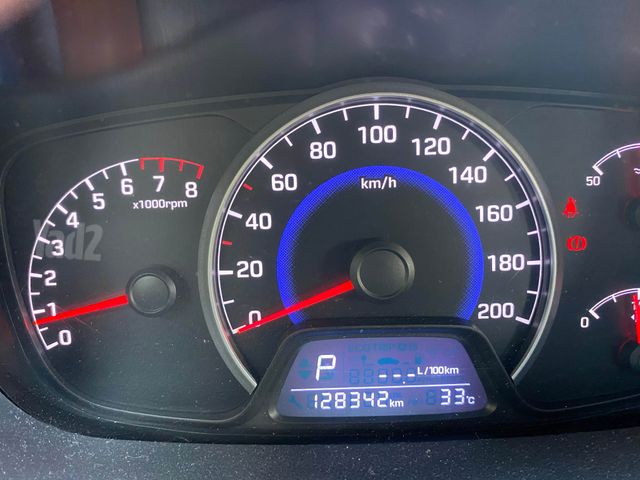 יונדאי i10