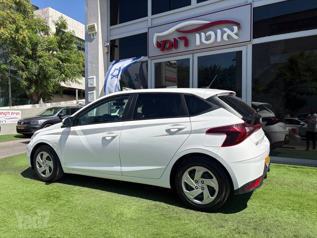 יונדאי i20