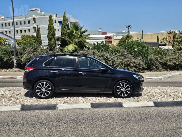 יונדאי i30