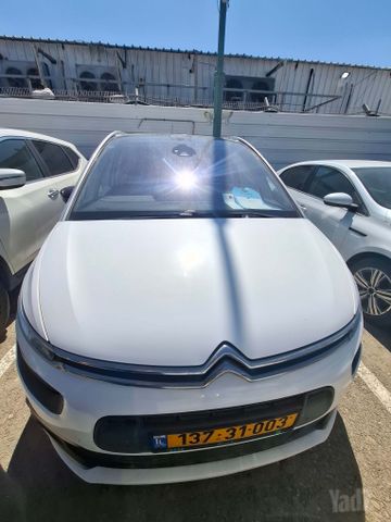 מודעת רכב סיטרואן C4 ספייסטורר