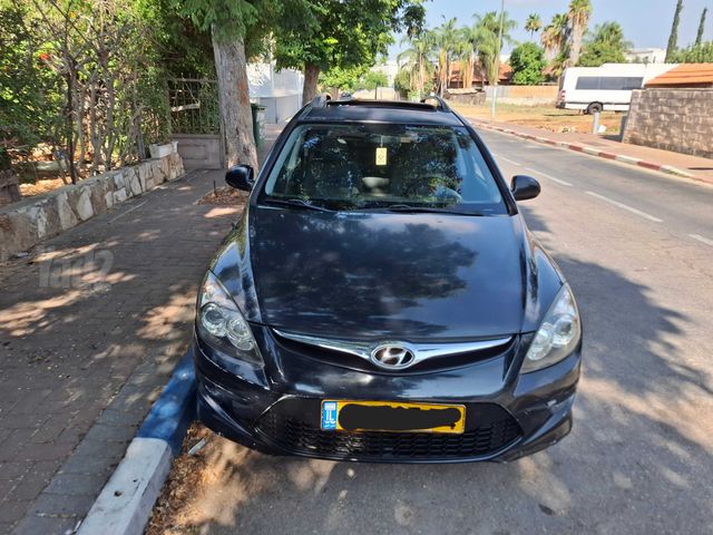 יונדאי i30