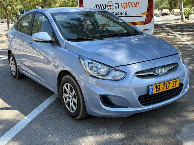 יונדאי אקסנט i25